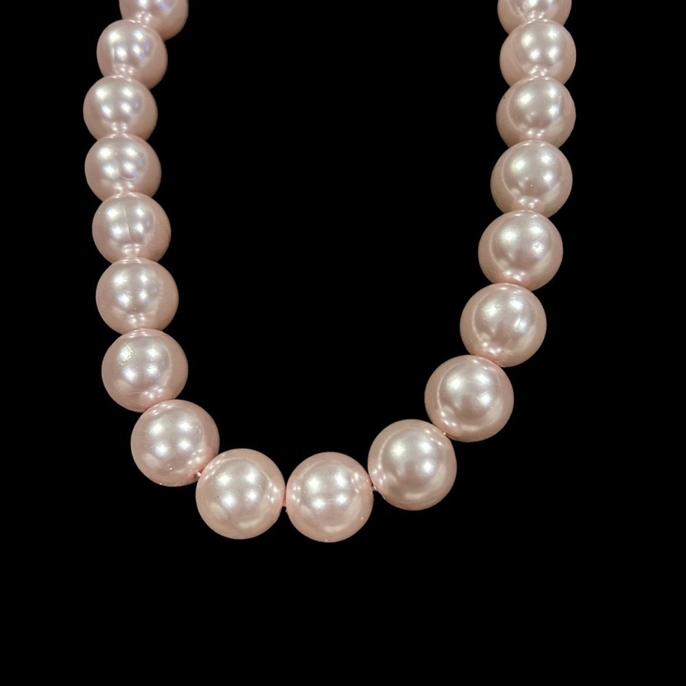 Pale Pink Faux Pearl Necklace by Stephan & Co. - Picture 6 of 8